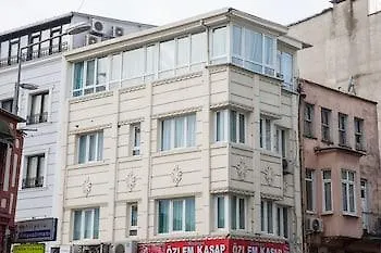 Istanbul House 아파트